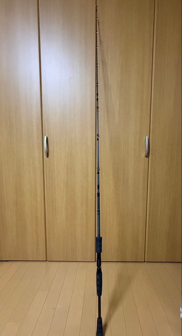 デプス　ヒュージカスタムH2N-64R