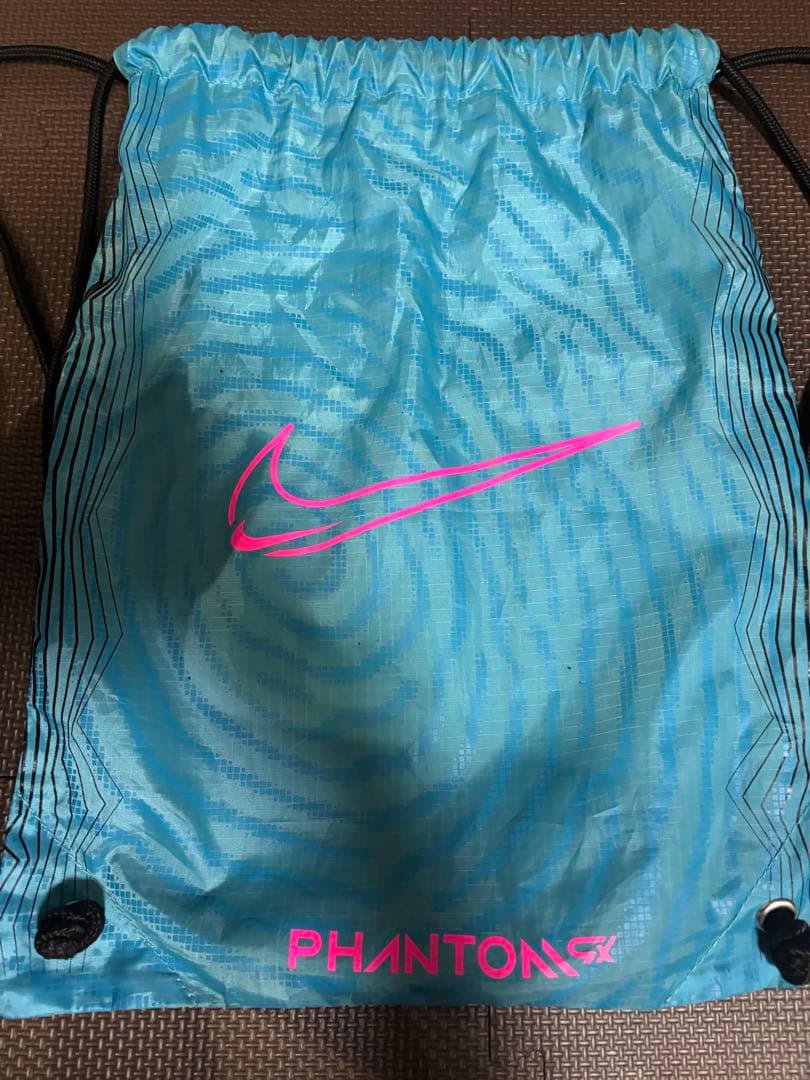NIKE ファントムGXエリート AG