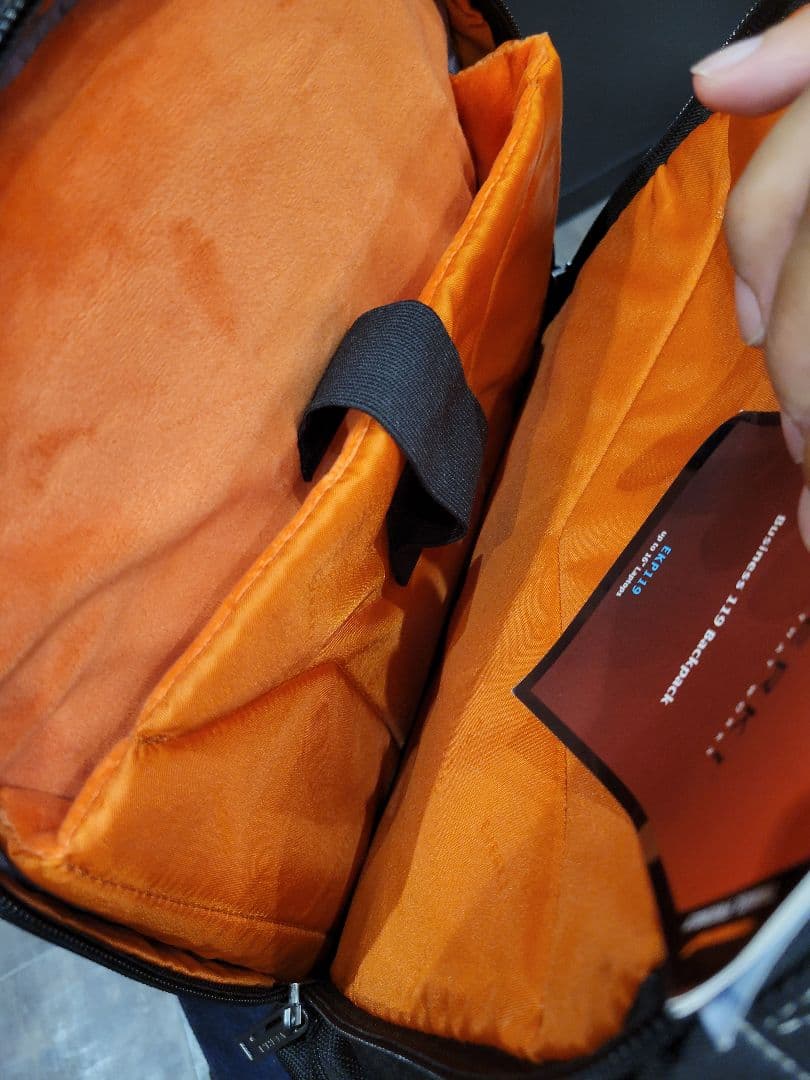 EVERKI TRACKMAN ブラックバックパック