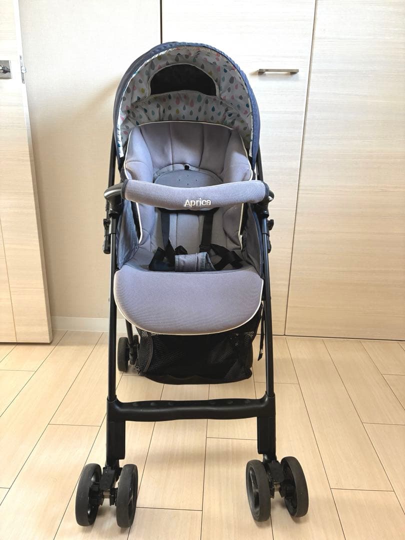 ⭐︎クリーニング済み⭐︎ApricaカルーンエアーメッシュAB 軽量.水玉、R5購入