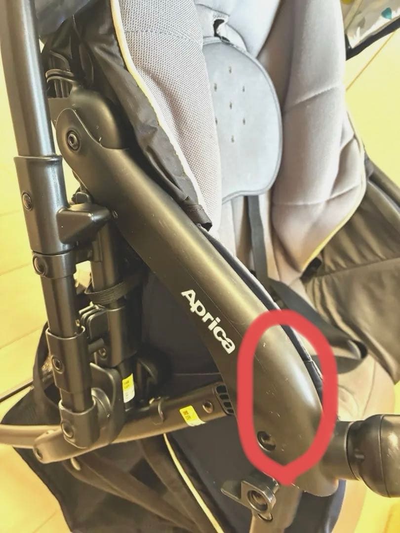 ⭐︎クリーニング済み⭐︎ApricaカルーンエアーメッシュAB 軽量.水玉、R5購入