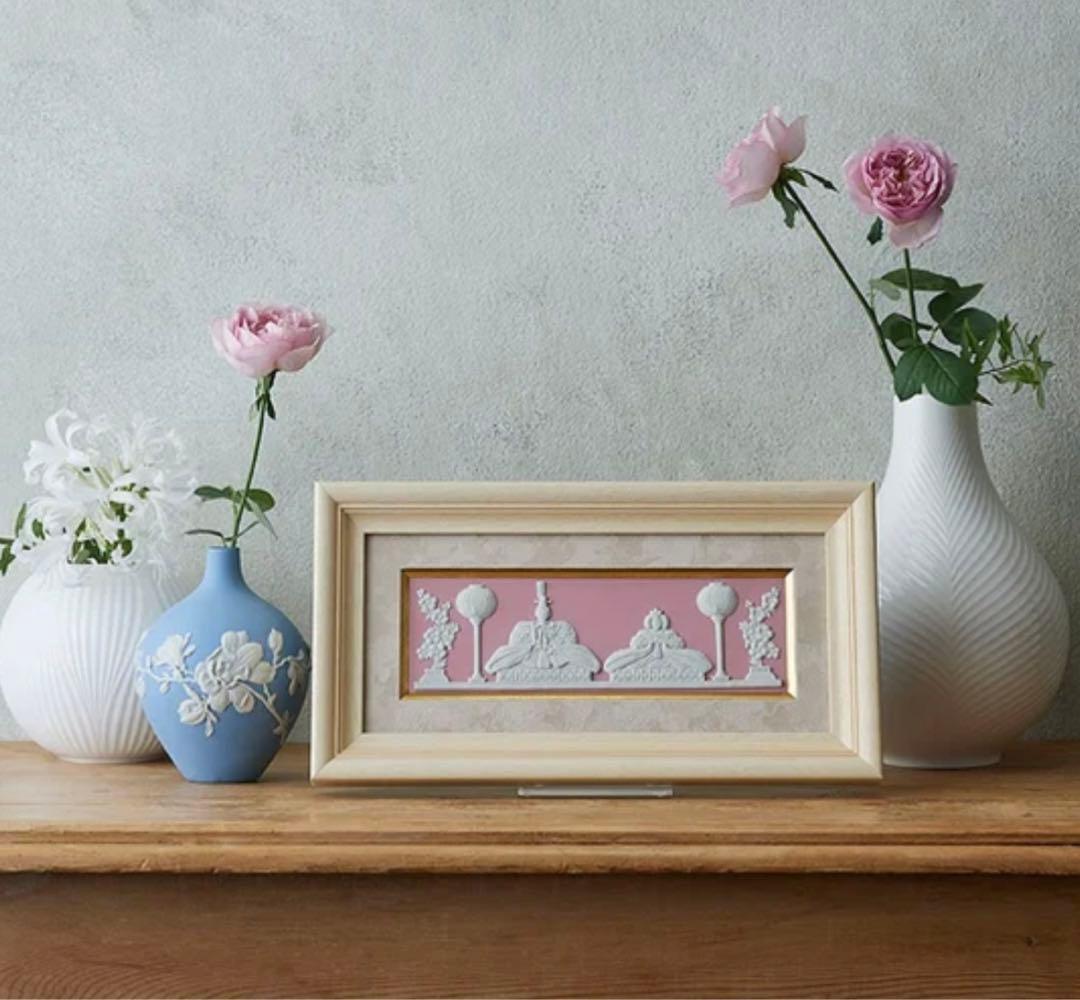 ウェッジウッド雛ドール プラーク　木製フレーム 新品未使用