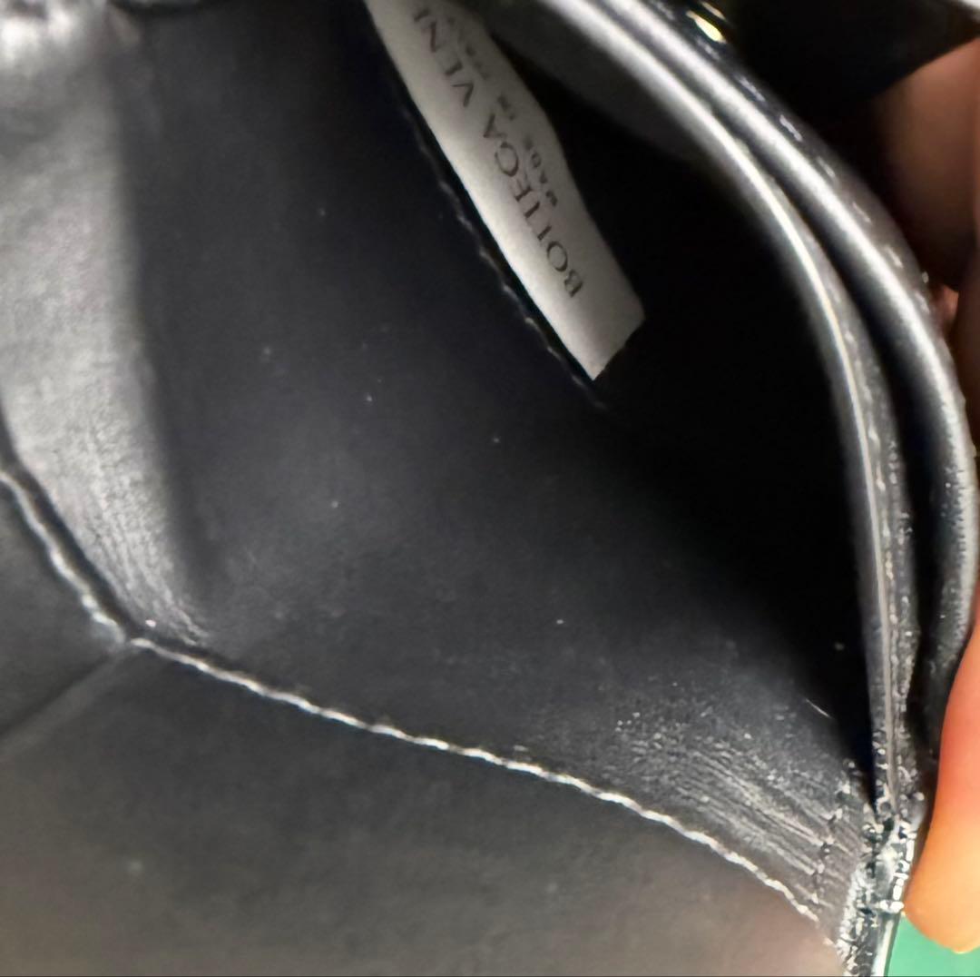 美品　Bottega Veneta 二つ折り財布 ブラック