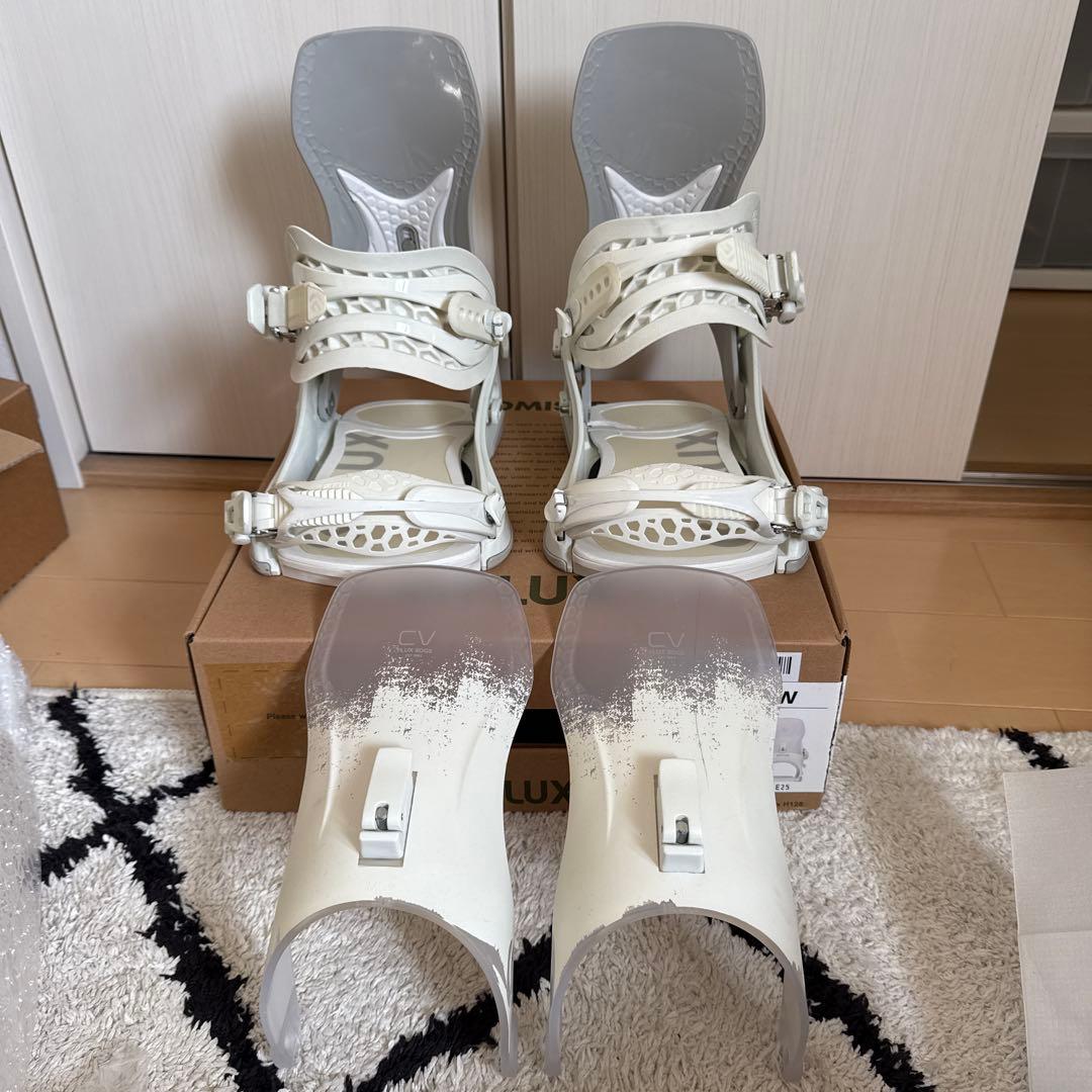 FLUX ビンディング CV White 21-22モデル　Mサイズ
