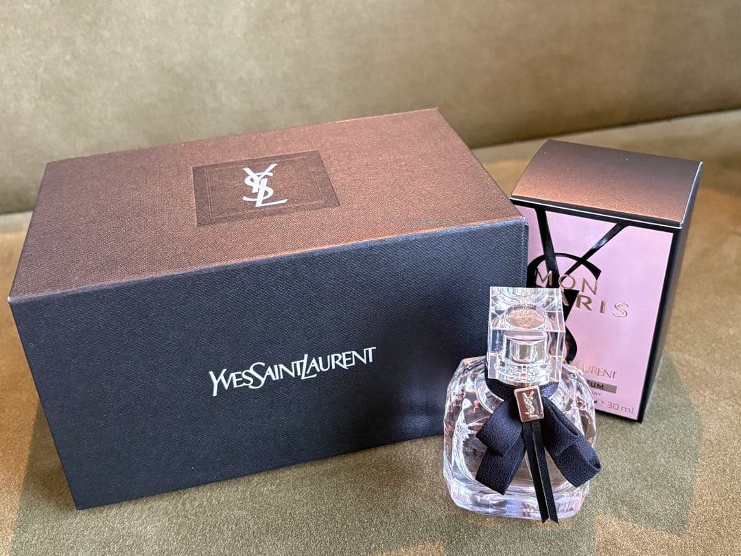 イヴ・サンローラン　モン パリ オーデパルファム 30mL 【新品未使用】