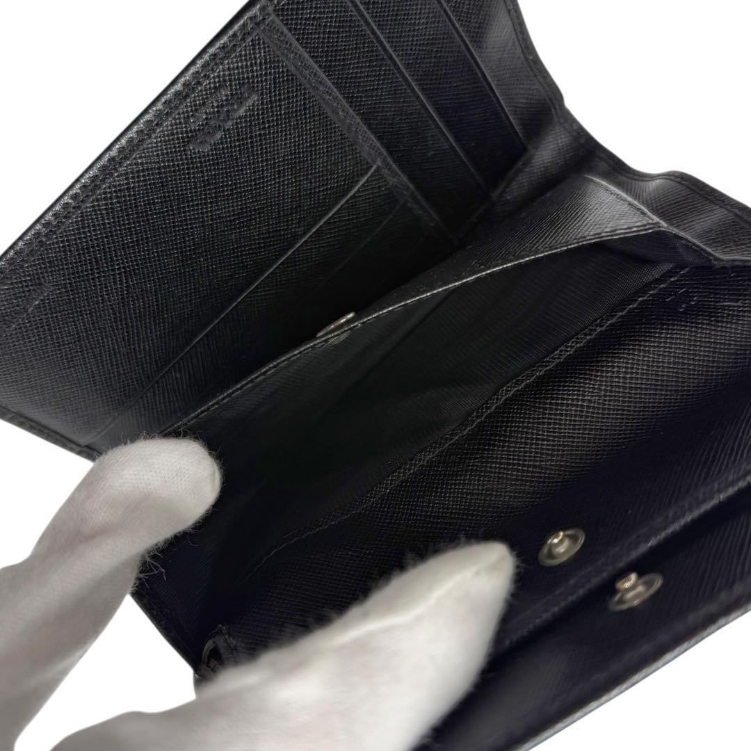 【美品】プラダ PRADA 三つ折り財布 サフィアーノレザー ブラック 小銭入れ