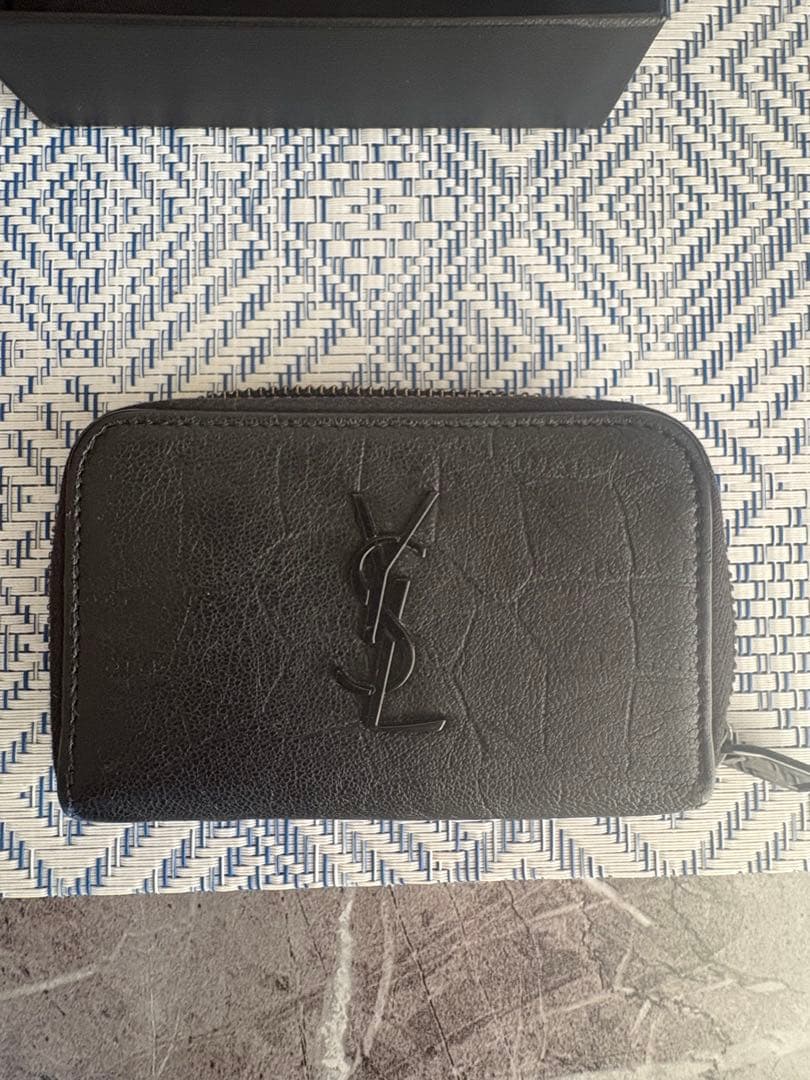 SAINT LAURENT ブラック二つ折り財布+ケース