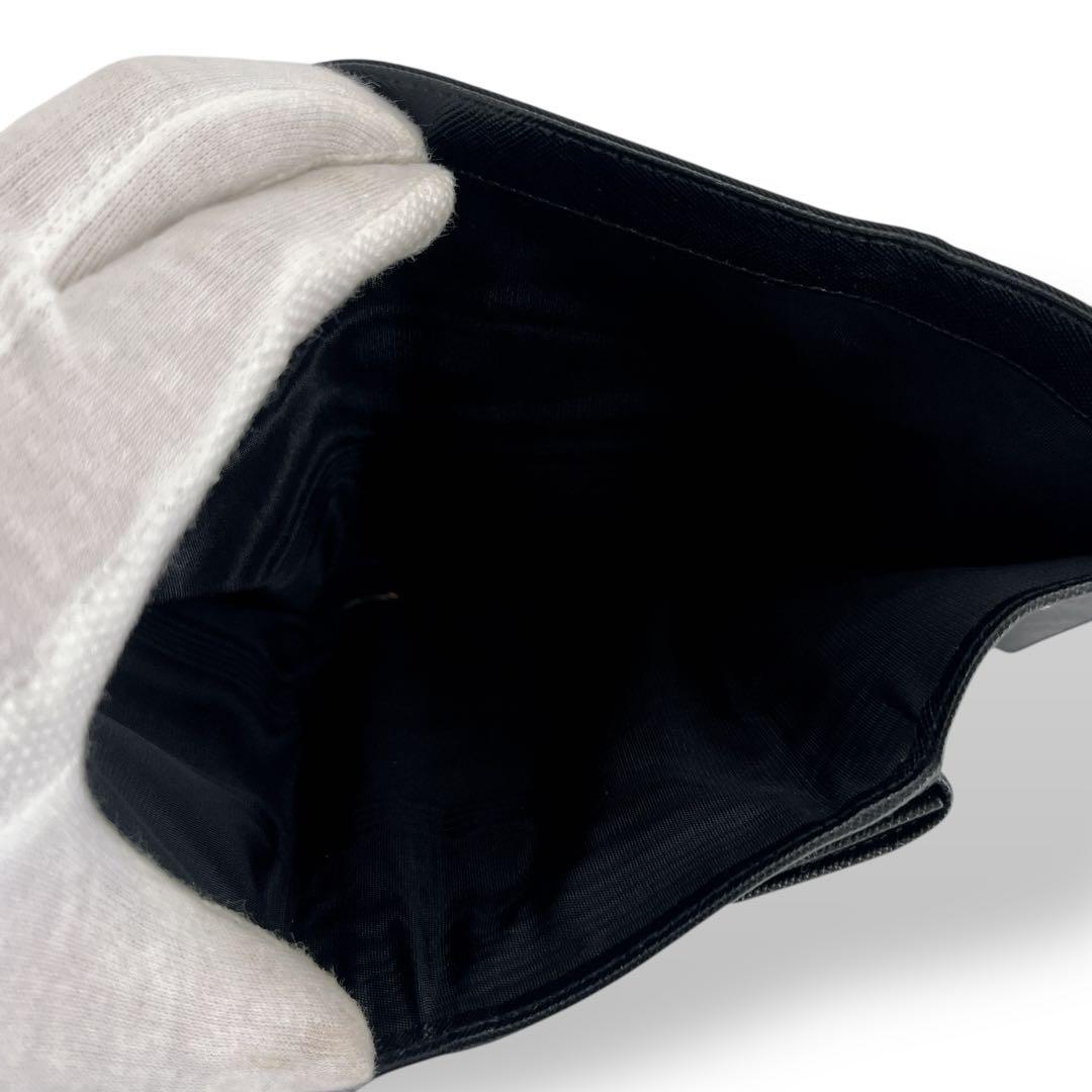 PRADA プラダ　三つ折り財布　三角ロゴ　ナイロン　サフィアーノレザー　黒