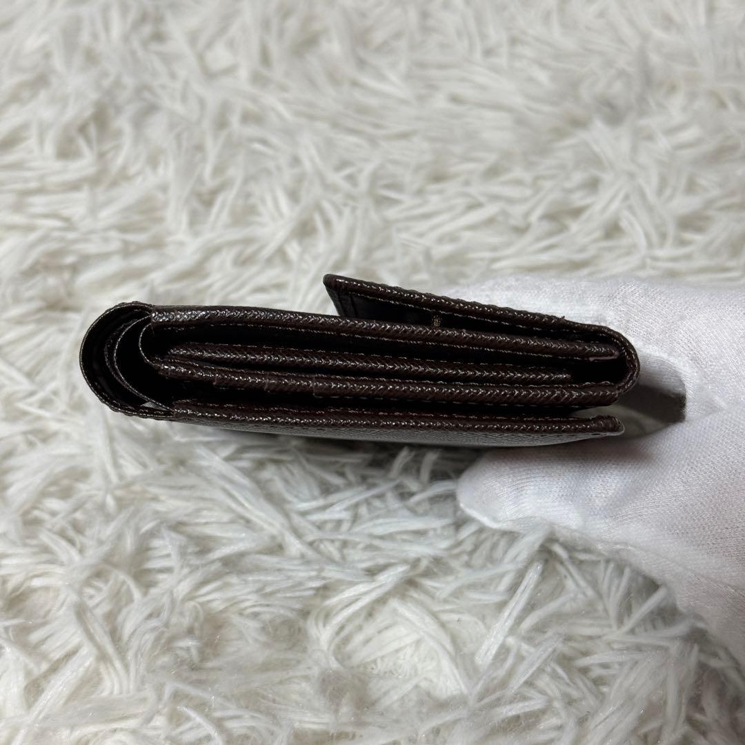 未使用✨BURBERRY バーバリー　レザー　二つ折り財布　ブラウン