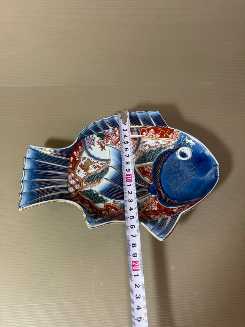 2819 希少　林九郎窯　染錦波兎　鯛型焼物皿　鯛　鯛皿　25cm