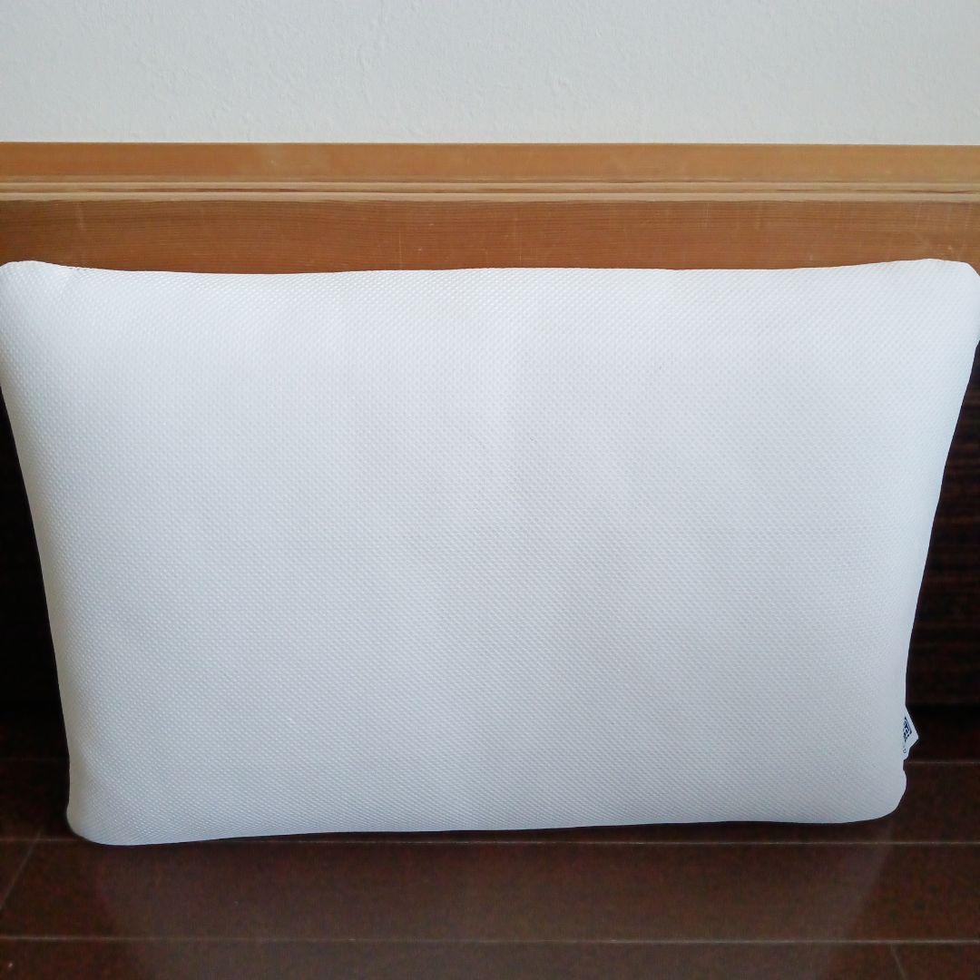 ◇airweave pillow ◇ホワイト ほぼ未使用　とても綺麗です