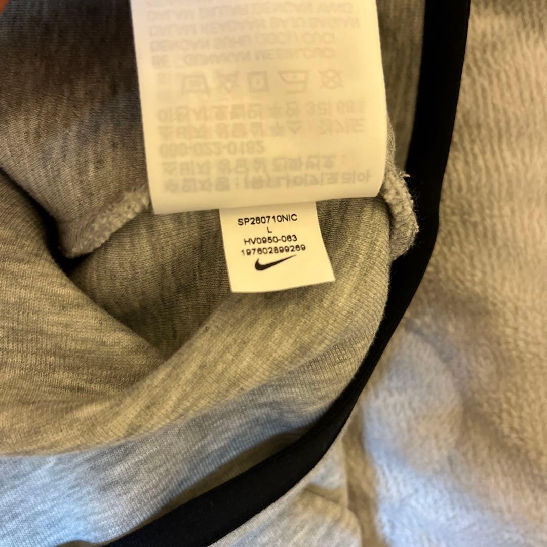Nike テックフリース　L グレー