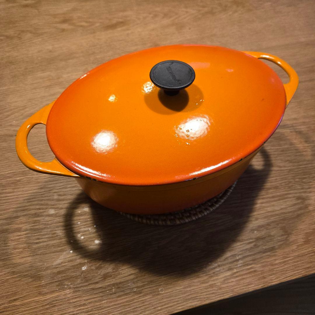 クーザンス　オレンジ色 ホーロー