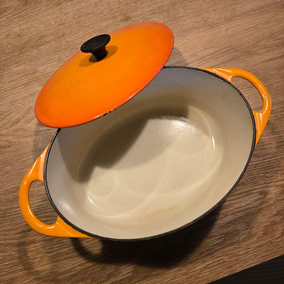 クーザンス　オレンジ色 ホーロー