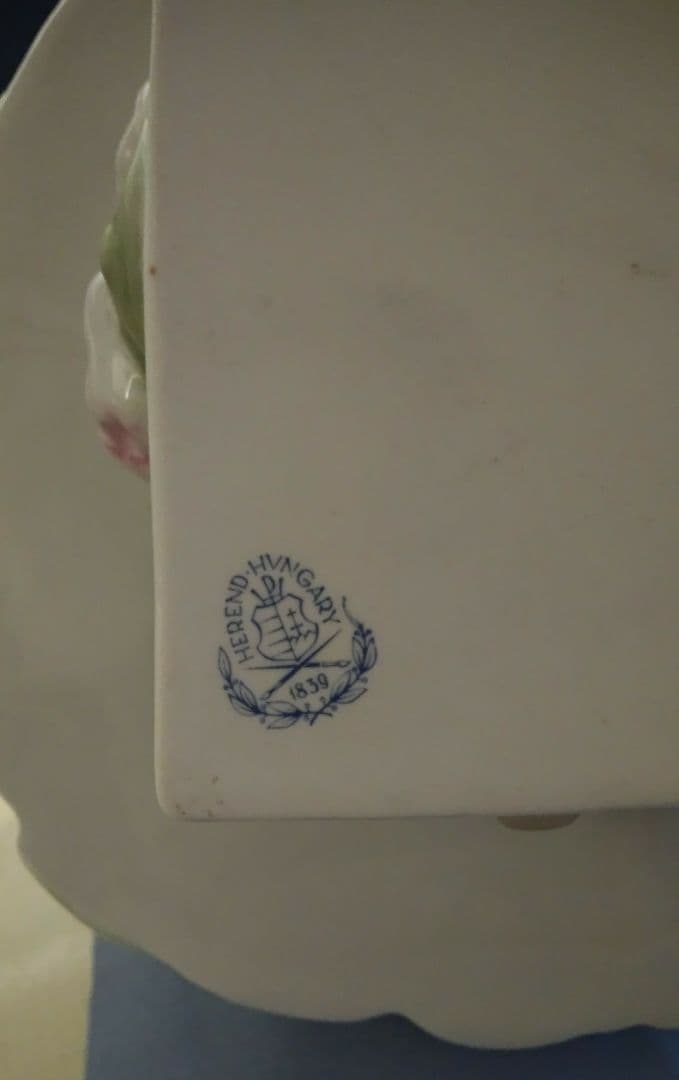 ヘレンド　HEREND　磁器人形　ハンガリー　置物