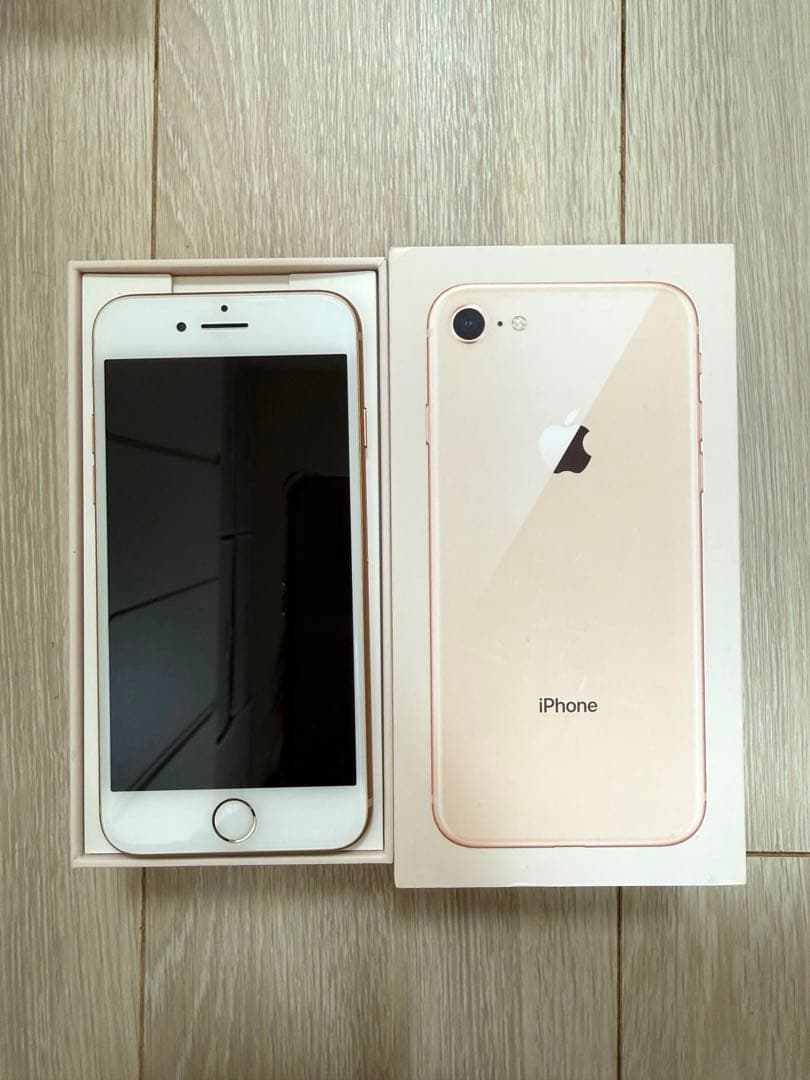 iPhone 8 64GBゴールドSIMフリー