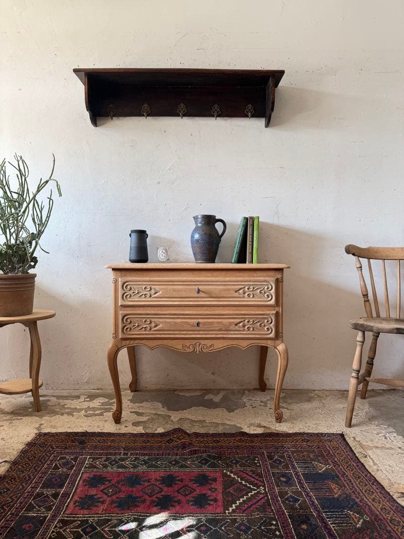 ビンテージ 2段チェスト 猫脚 剥離