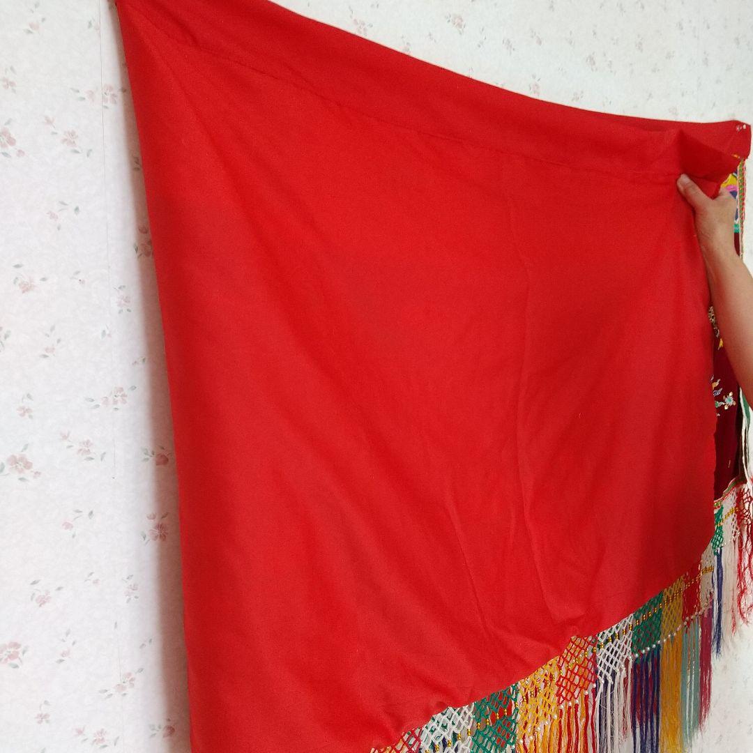 刺繍のベトナム　フエ王朝？　のれん