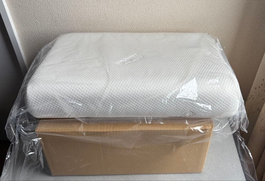 【未使用】テンピュール(Tempur) 枕 まくら　(Ｌサイズ)