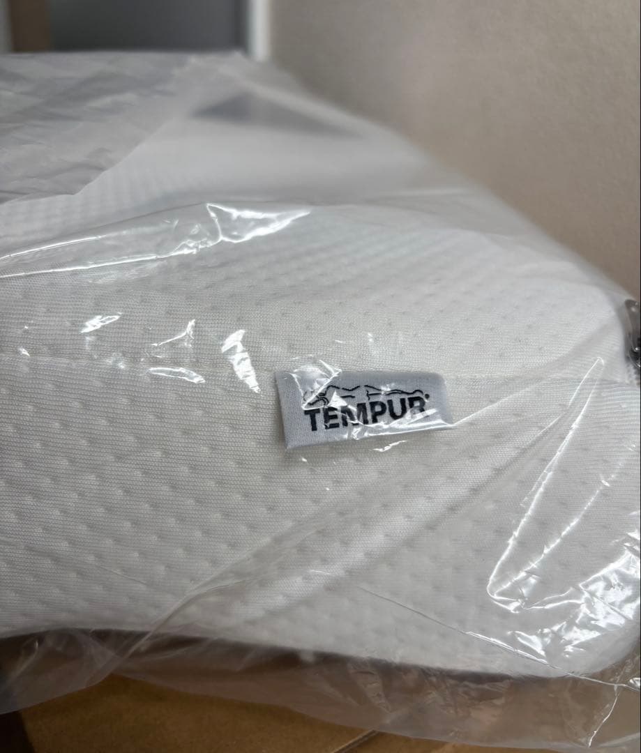 【未使用】テンピュール(Tempur) 枕 まくら　(Ｌサイズ)