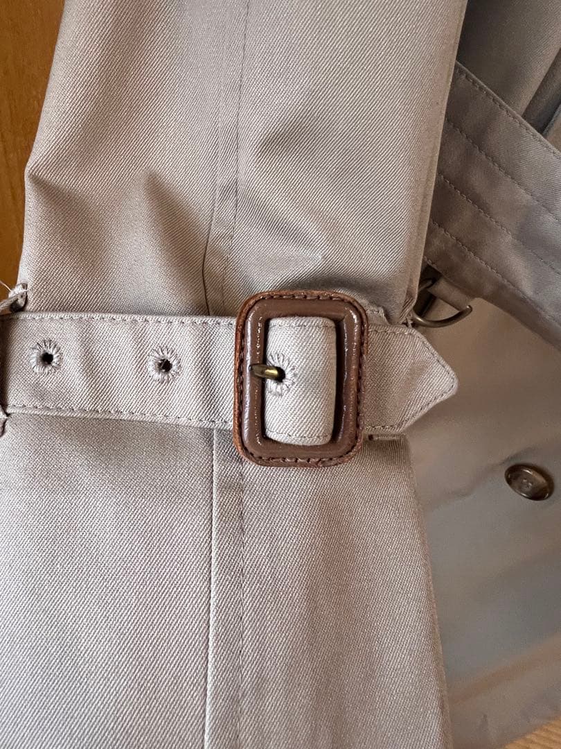 【Aquascutum／アクアスキュータム】英国製トレンチコート　2