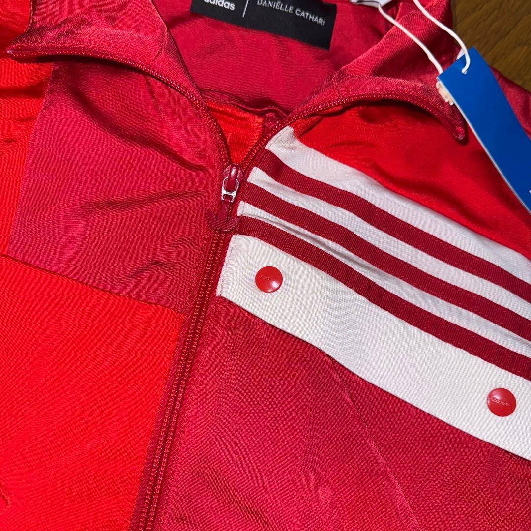 アディダスオリジナルス ダニエルカタリ クロップド トラックトップ ジャージ