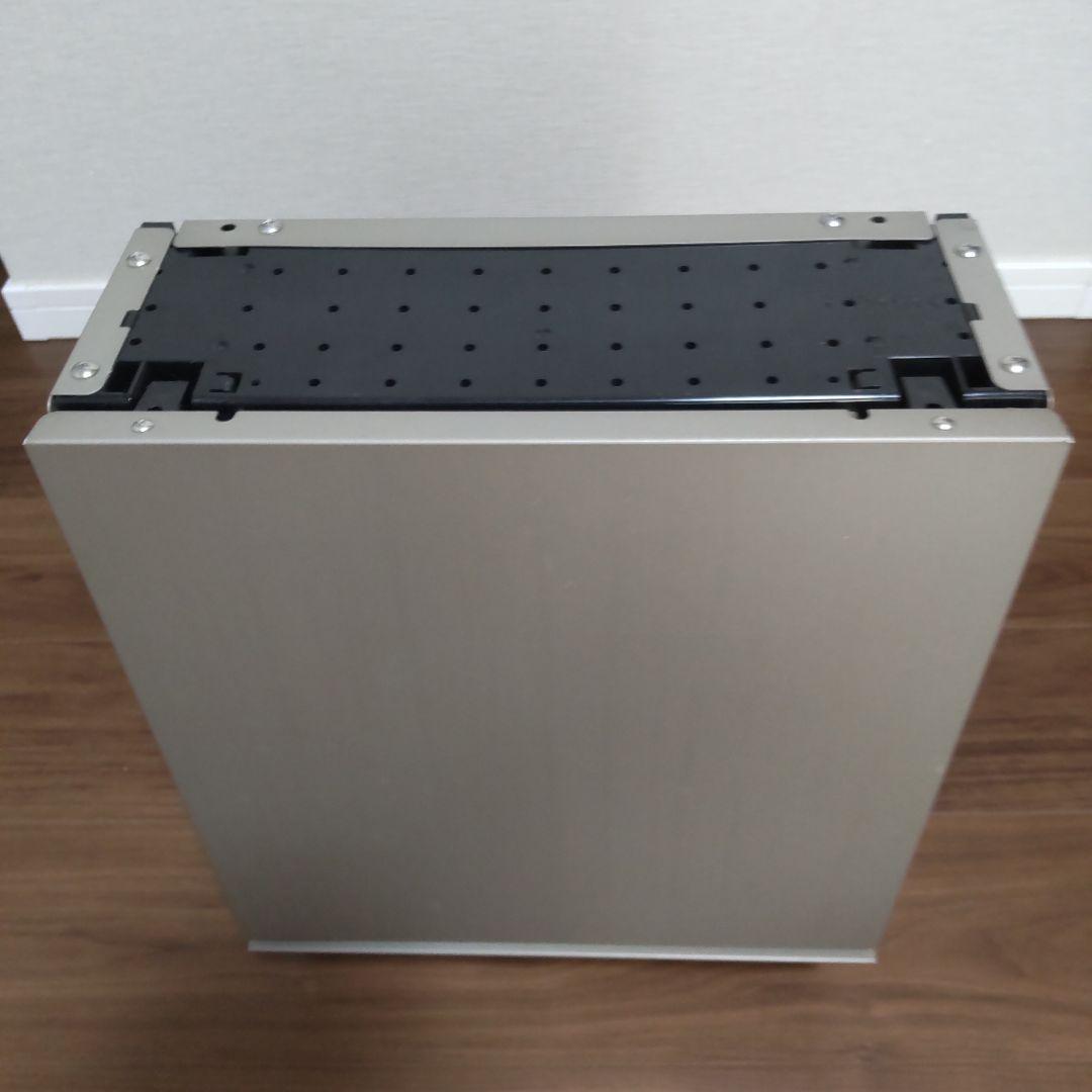 【値下げしました】リクシル　横型ポストP-1型　8KKA57（シャインニッケル）