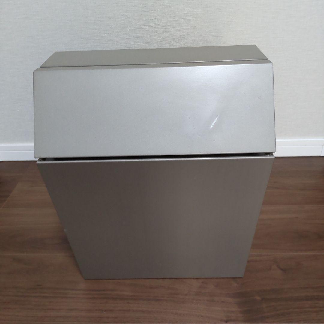 【値下げしました】リクシル　横型ポストP-1型　8KKA57（シャインニッケル）