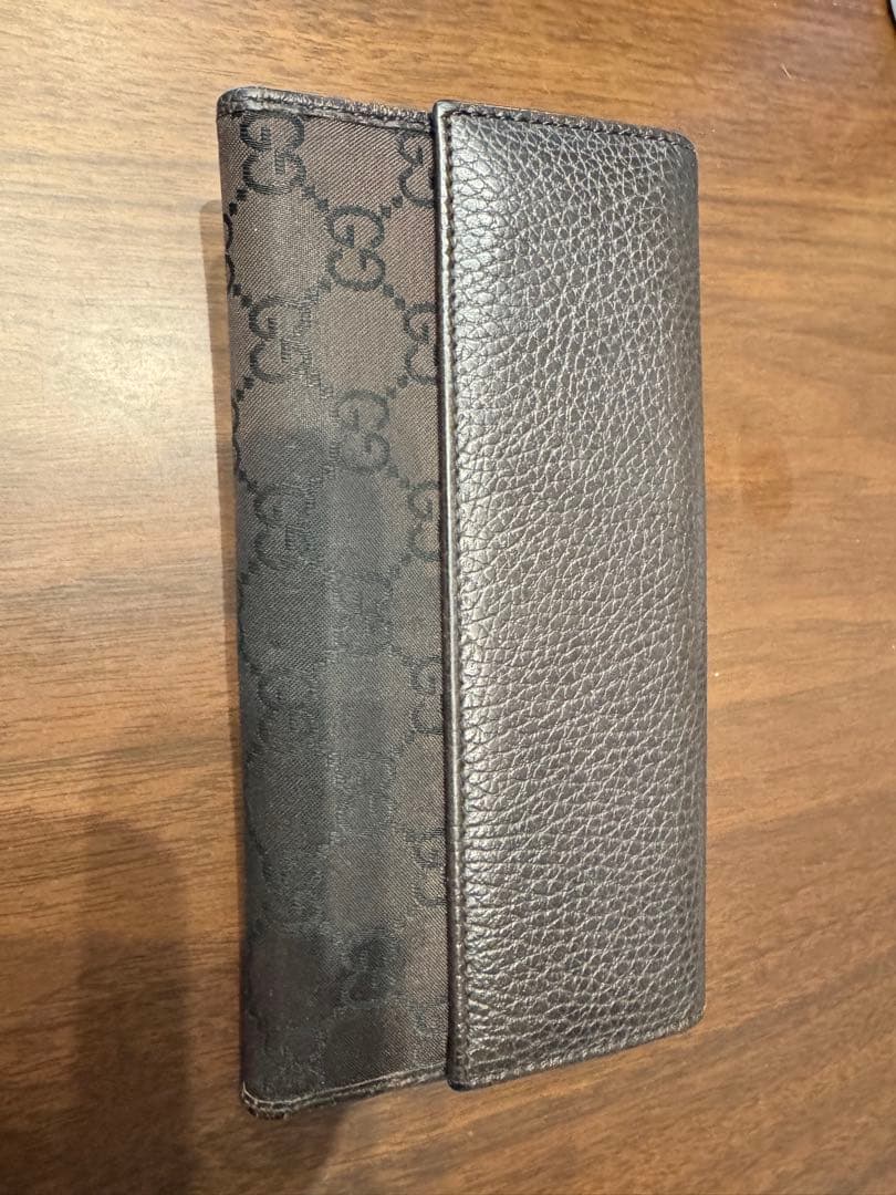 GUCCI長財布（海外限定品）