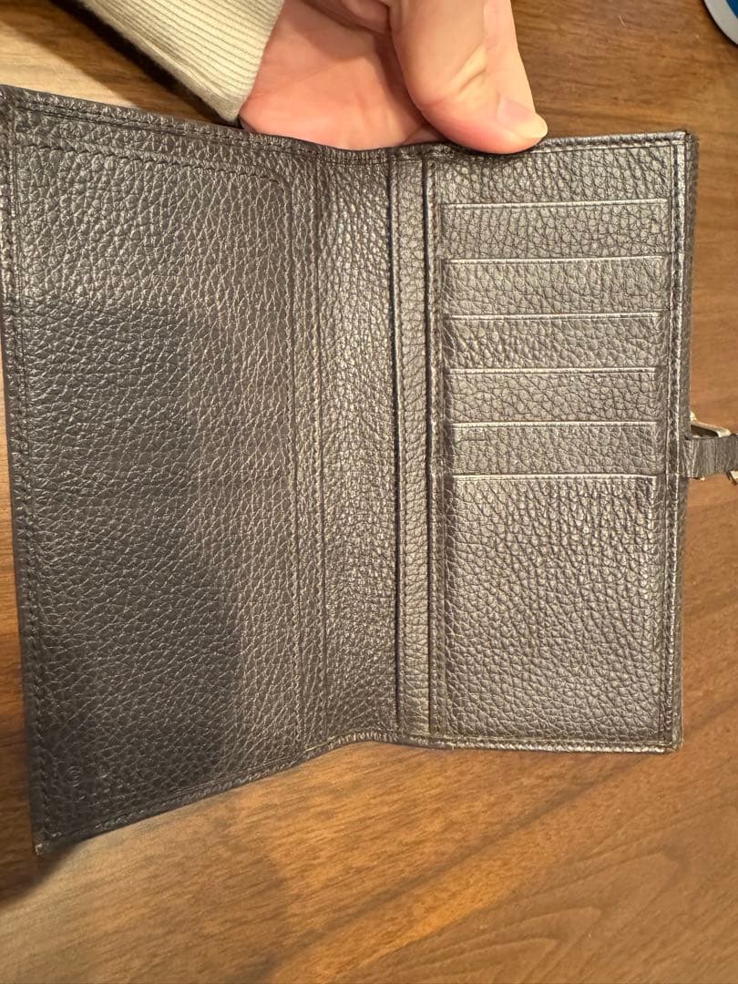 GUCCI長財布（海外限定品）