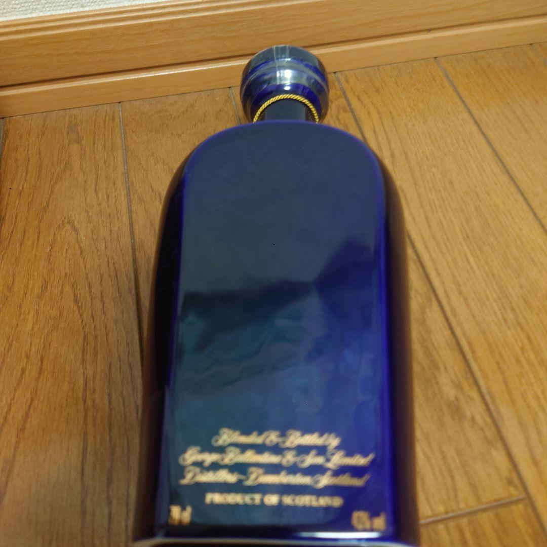 Ballantine's 21年 スコッチウイスキー 青陶器ボトル700ml
