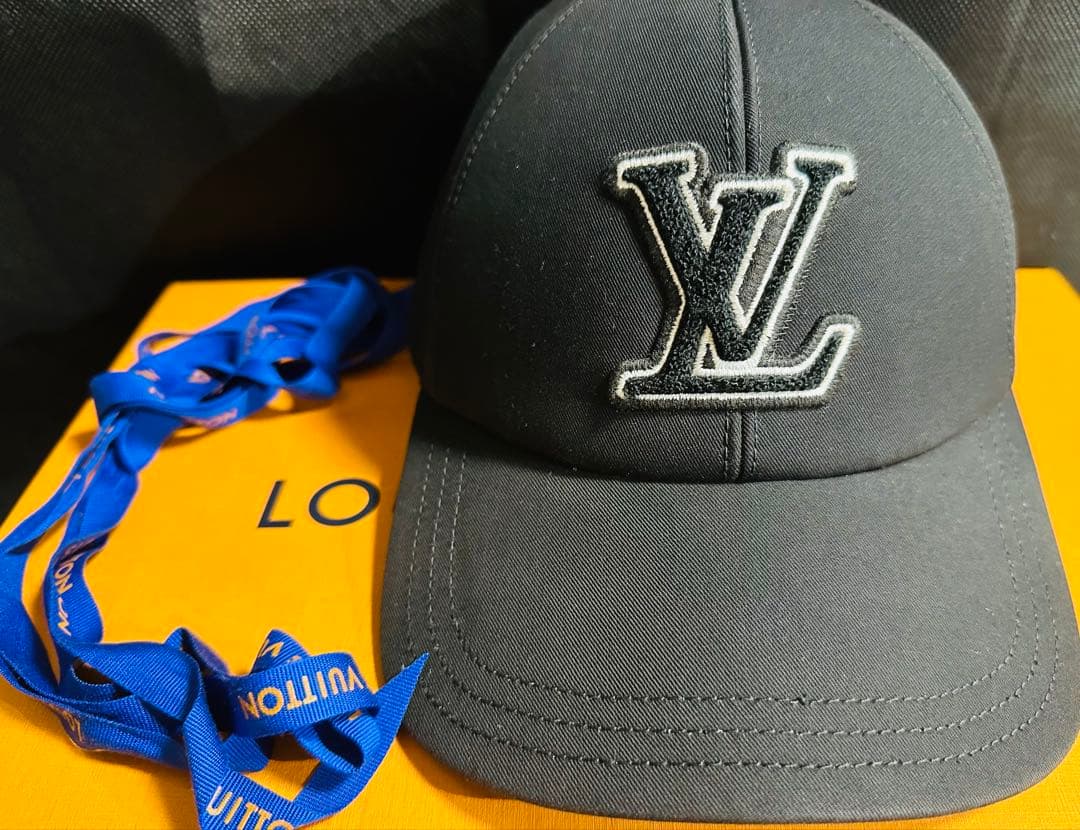 Louis Vuitton キャップ・LV シグネチャー