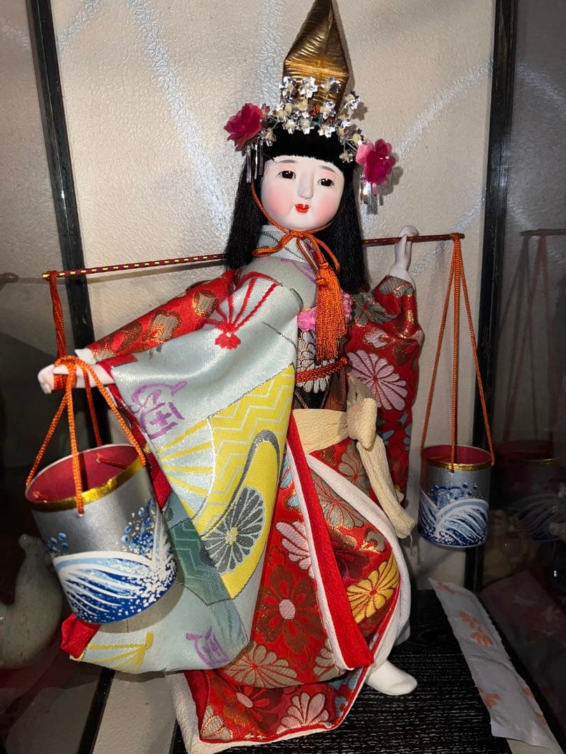 【縁起物】　叩く人形