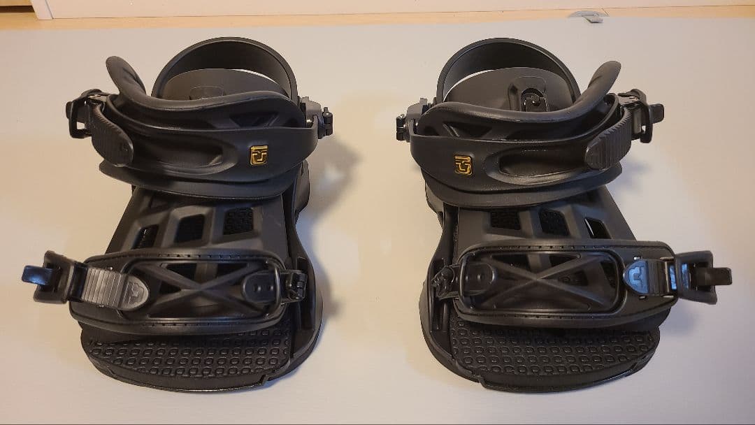 スノーボード　ビンディング　UNION　ATLAS マットブラック　Mサイズ