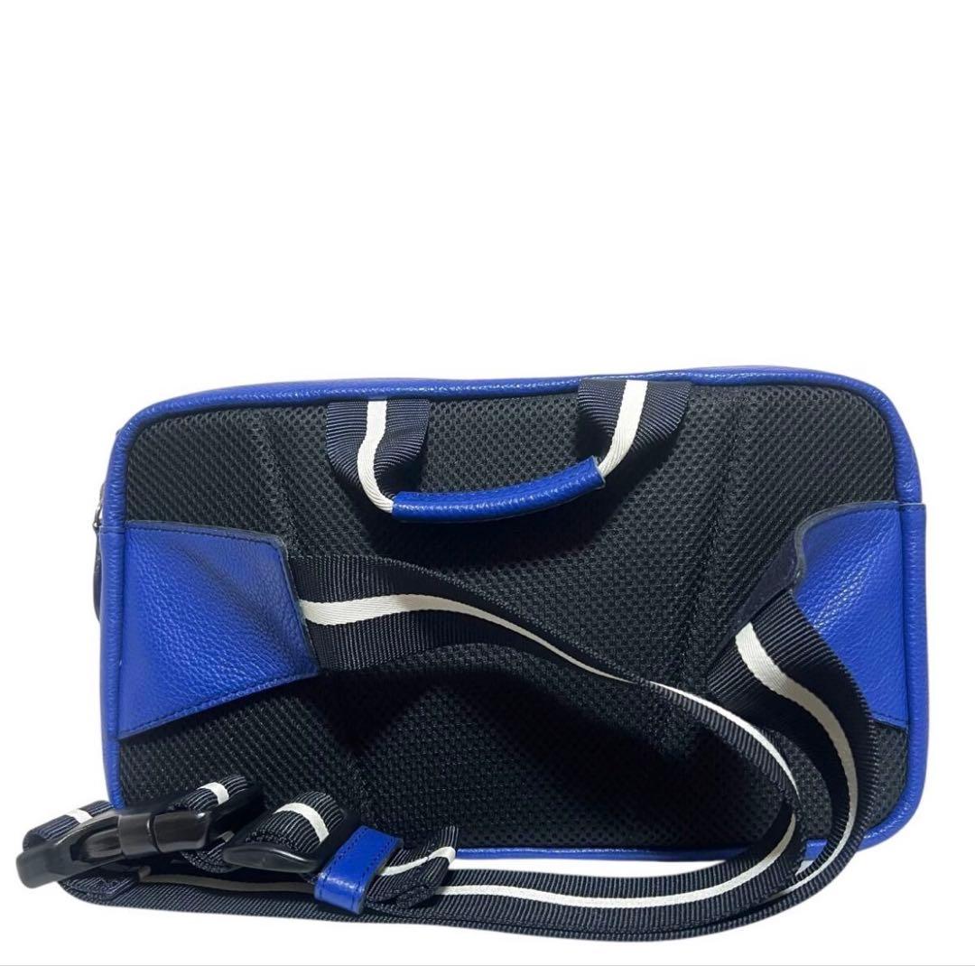 極美品 Kitamura2 キタムラ ウエストバック　レザー シボ革 青