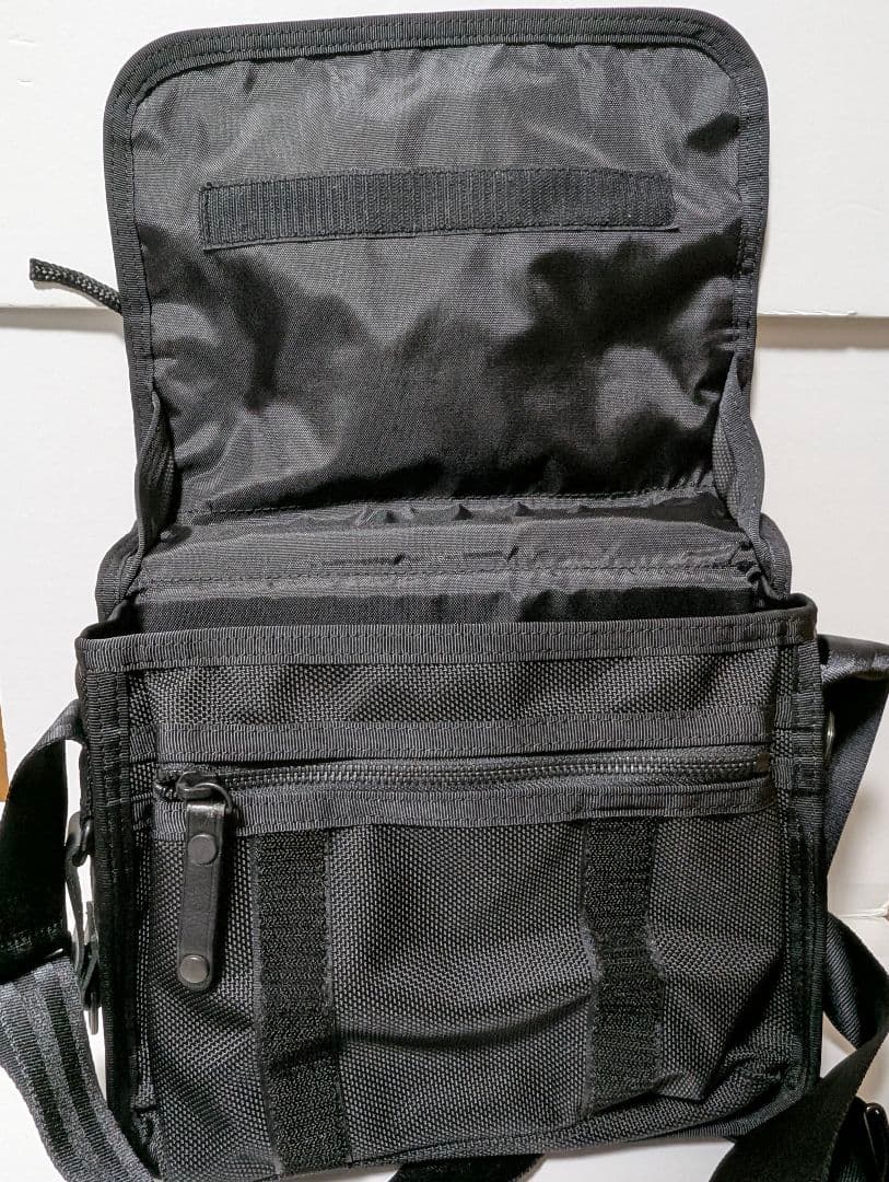 しんのすけ　PORTER ショルダーバッグ　 マグライト付