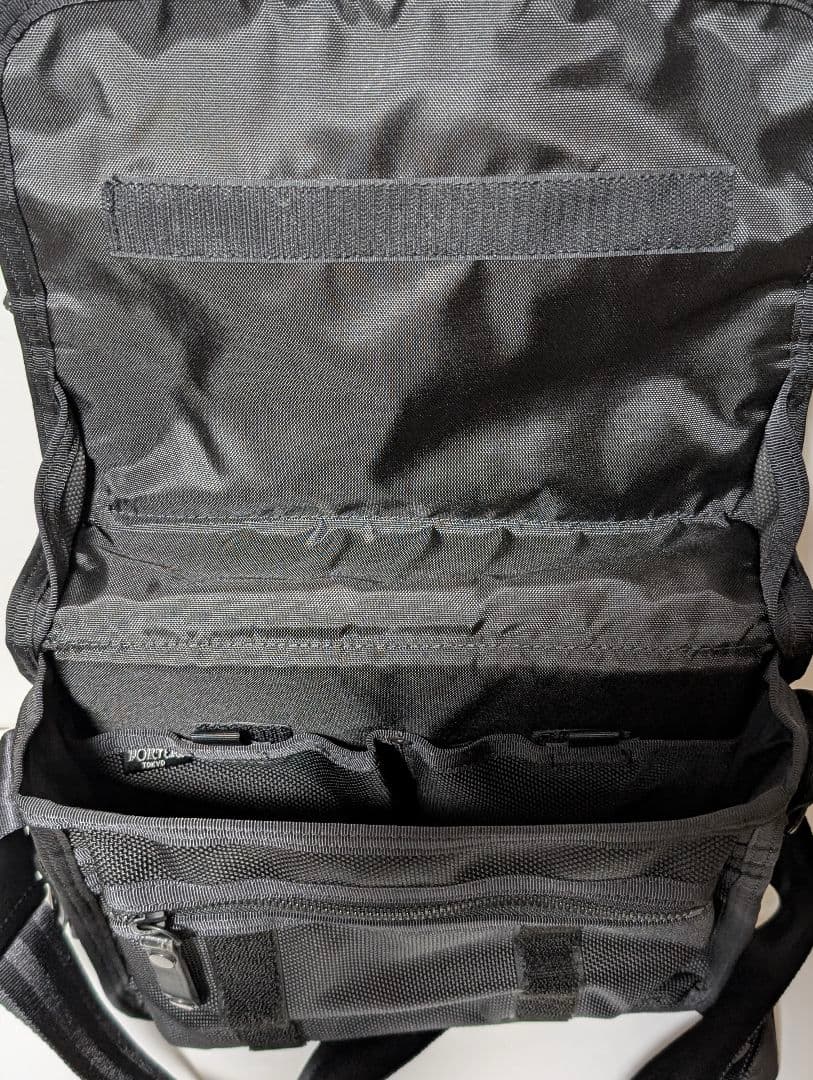 しんのすけ　PORTER ショルダーバッグ　 マグライト付