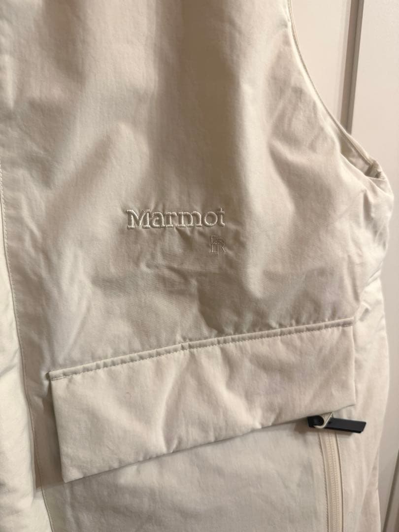 Marmot×ETRE TOKYO PERTEXダウンベスト　オフホワイト
