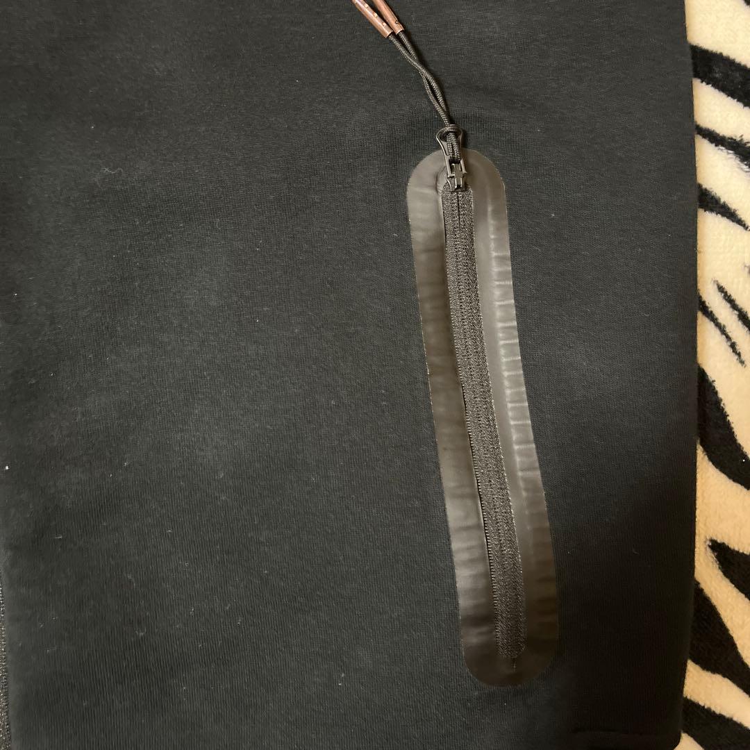 NIKEテックフリース＆シナワールド