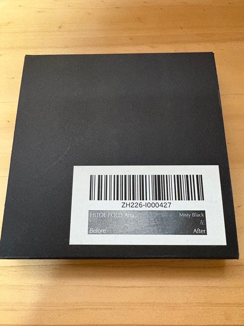 SYRINXのスマート財布（Misty Black）