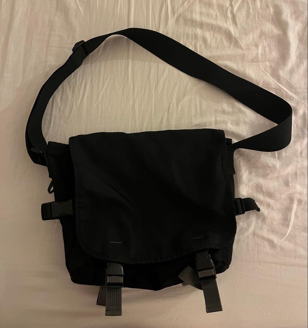 old gap ブラックメッセンジャーバッグ