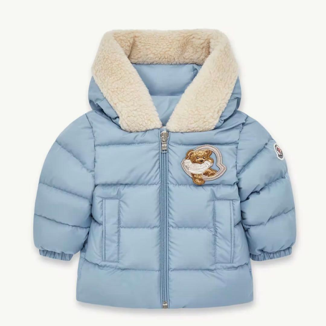 【新品未使用】今期新作　MONCLER ダウンコート　ベビー