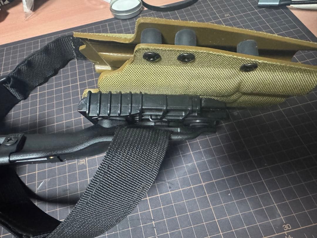 個人装備 ALMIGHTY HOLSTER / MID LV-1 coyote VTG