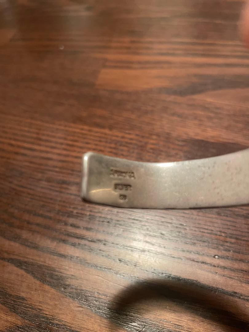 アリゾナフリーダム 太陽モチーフ K18 シルバー バングル 波模様