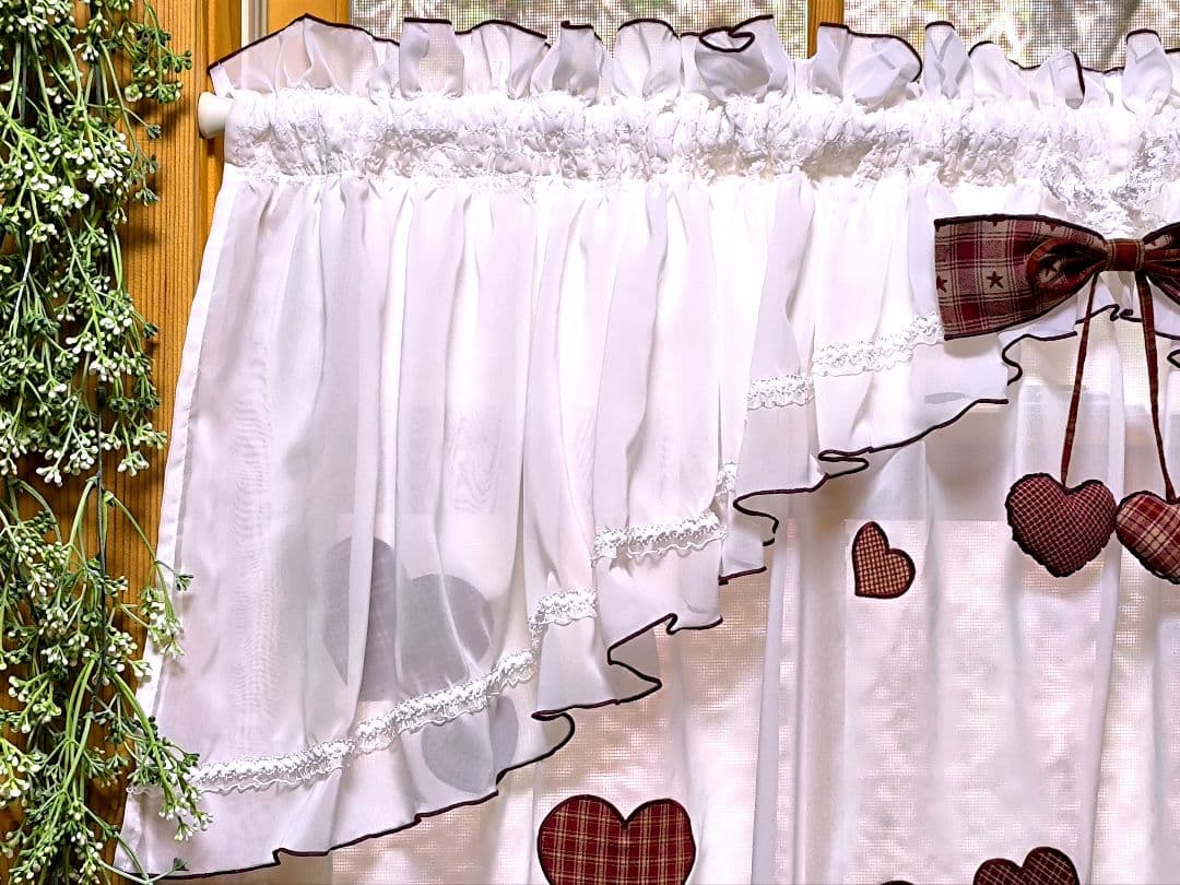 ⭐️アメリカンカントリー雑貨❤ハート♡いっぱい☘️　レースカフェカーテン