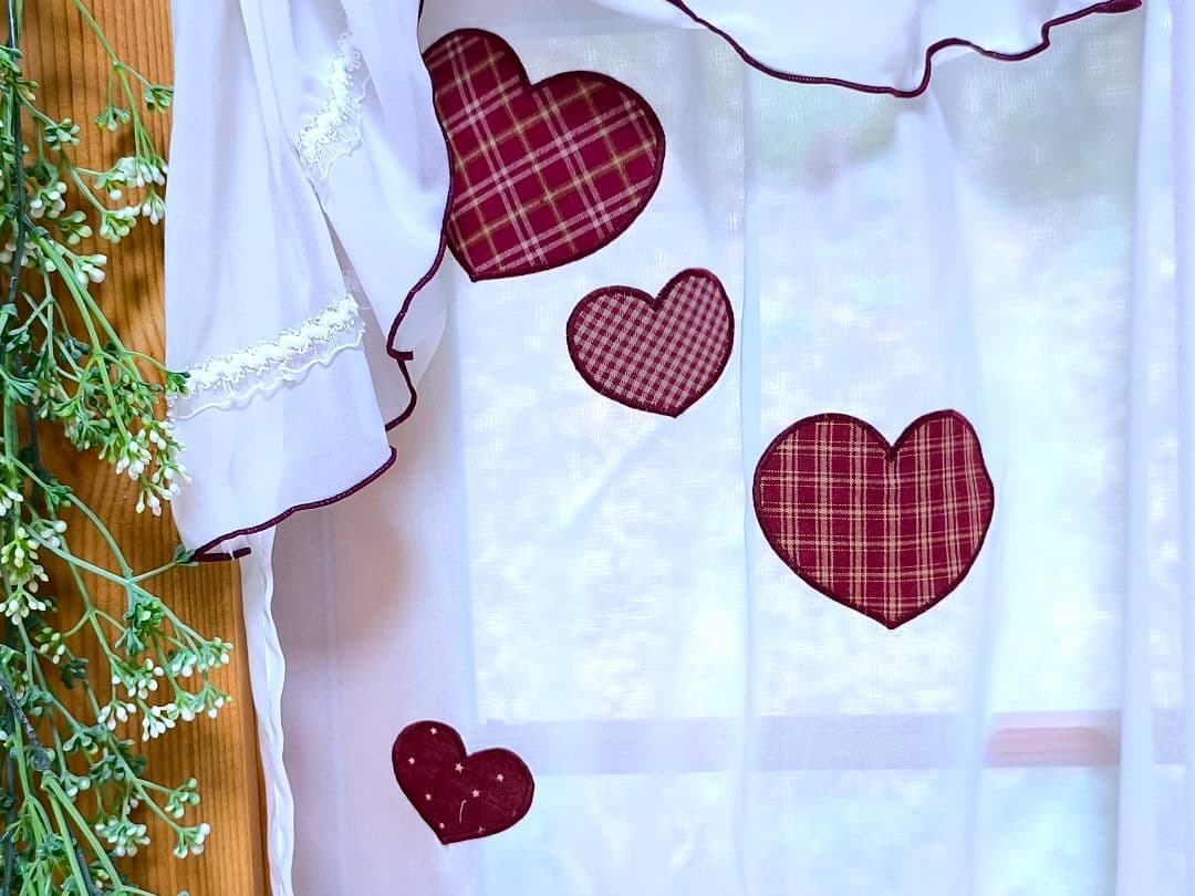 ⭐️アメリカンカントリー雑貨❤ハート♡いっぱい☘️　レースカフェカーテン