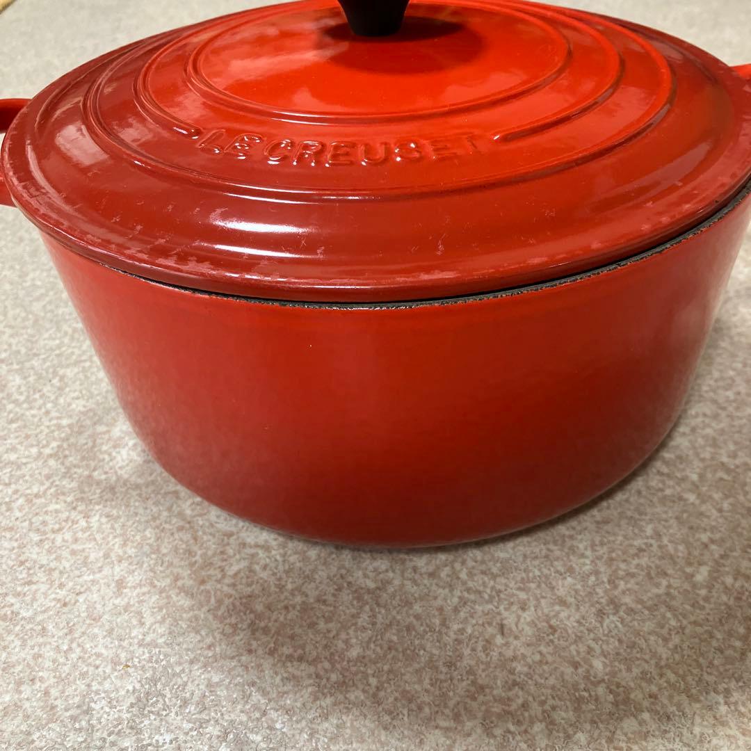 LE CREUSET ルクルーゼ　両手鍋 レッド　24cm