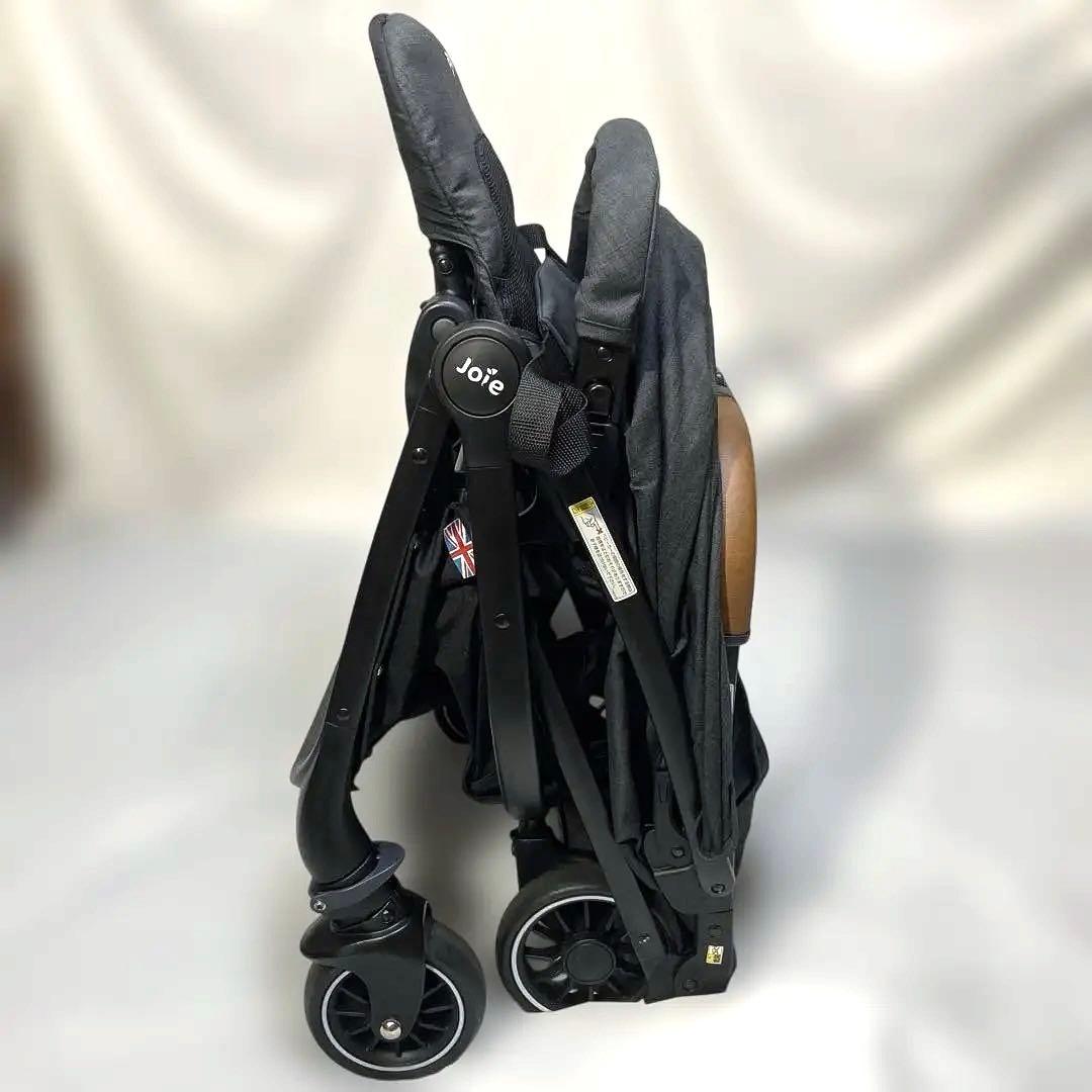 お値引き期間中！美品　Joie ベビーカー ツーリスト　ブラック　使用頻度少なめ