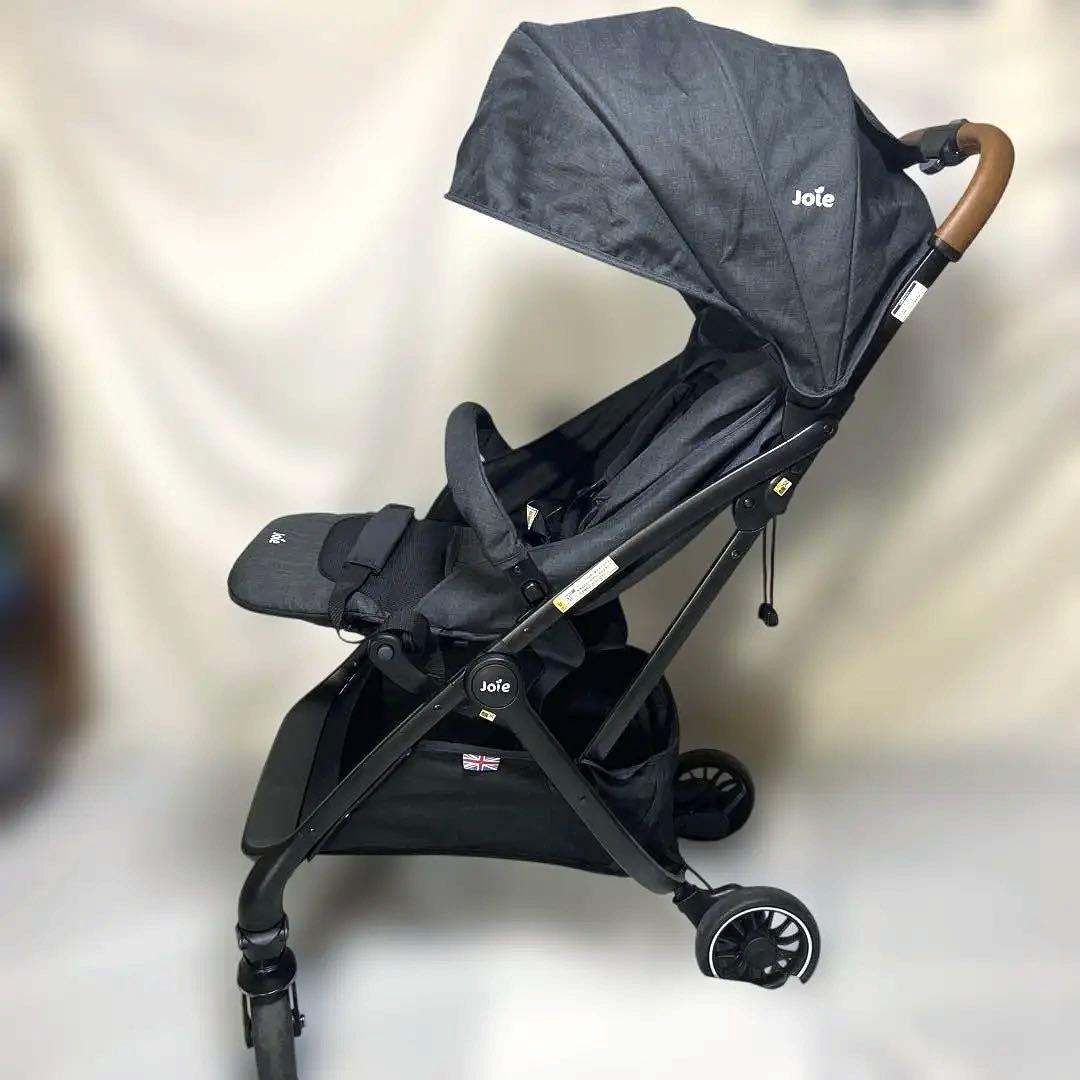 お値引き期間中！美品　Joie ベビーカー ツーリスト　ブラック　使用頻度少なめ