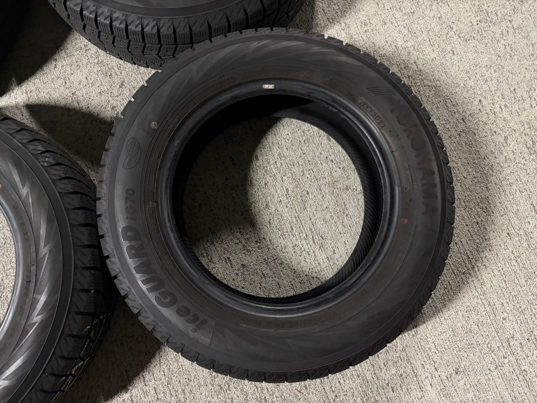175/70R14 ヨコハマスタッドレスタイヤ IG70 4本セット！